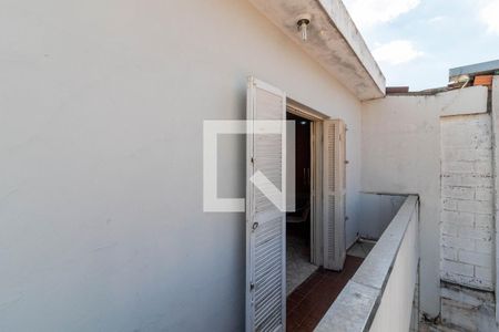 Casa à venda com 180m², 3 quartos e 2 vagas Casa à venda com 180m², 3 quartos e 2 vagasVaranda do Quarto