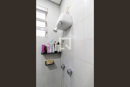 Casa à venda com 180m², 3 quartos e 2 vagas Casa à venda com 180m², 3 quartos e 2 vagasBanheiro