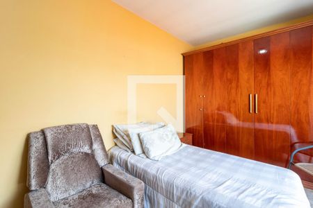 Casa à venda com 180m², 3 quartos e 2 vagas Casa à venda com 180m², 3 quartos e 2 vagasQuarto - Casa 2