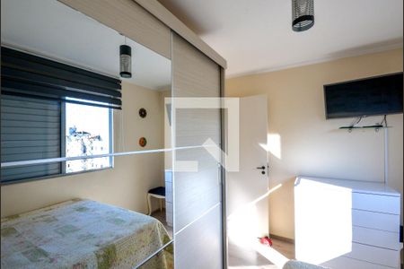 Apartamento à venda com 65m², 2 quartos e 2 vagasQuarto 2