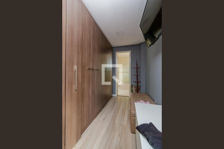 Casa de condomínio à venda com 370m², 4 quartos e 4 vagasCorredor