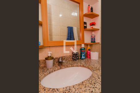 Casa de condomínio à venda com 370m², 4 quartos e 4 vagasBanheiro social 2