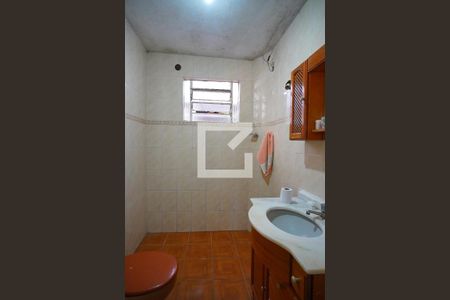 Banheiro da Suíte de casa à venda com 4 quartos, 115m² em Jardim Carvalho, Porto Alegre