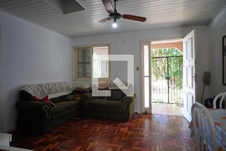 Sala de casa à venda com 4 quartos, 115m² em Jardim Carvalho, Porto Alegre