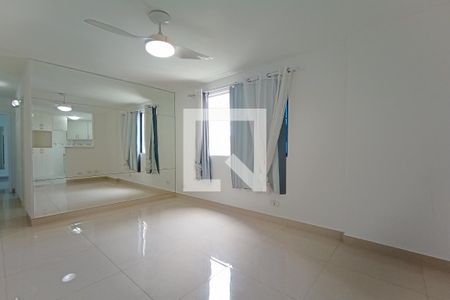 Sala  de apartamento para alugar com 2 quartos, 56m² em Jacarepaguá, Rio de Janeiro