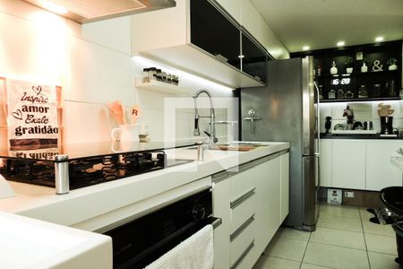 Apartamento para alugar com 75m², 3 quartos e 1 vagaCozinha - Armários