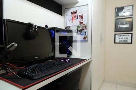 Apartamento para alugar com 75m², 3 quartos e 1 vagaQuarto 2 - Armários