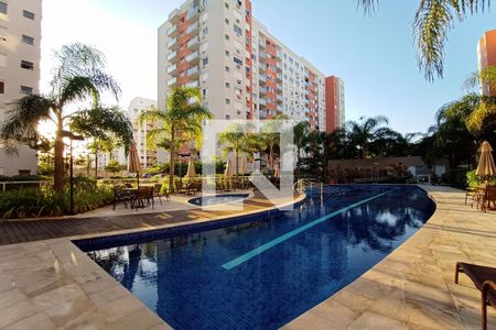 Apartamento para alugar com 75m², 3 quartos e 1 vagaÁrea comum - Piscina