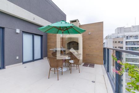 Apartamento à venda com 165m², 4 quartos e 2 vagas Apartamento à venda com 165m², 4 quartos e 2 vagasÁrea de Lazer