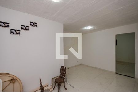 Casa à venda com 900m², 4 quartos e 3 vagasbarração piso térreo sala