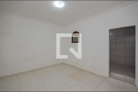 Casa à venda com 900m², 4 quartos e 3 vagasbarração piso térreo Suíte