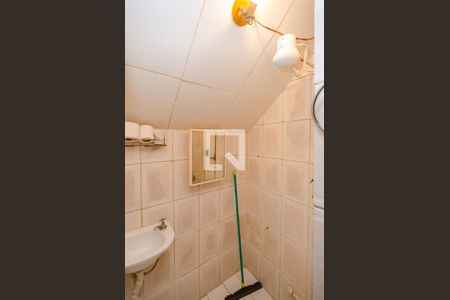 Casa à venda com 900m², 4 quartos e 3 vagasBanheiro de Serviço