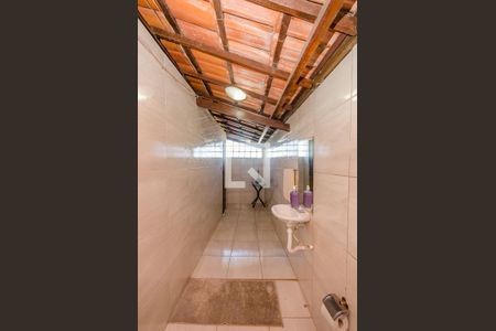 Casa à venda com 900m², 4 quartos e 3 vagasBanheiro - Salão de jogos 