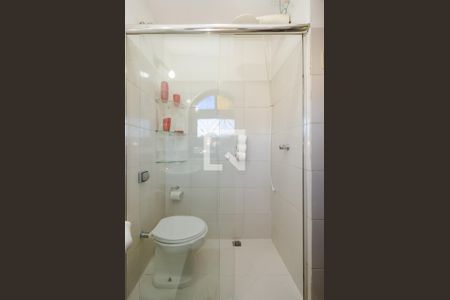 Casa à venda com 900m², 4 quartos e 3 vagasBanheiro Suíte 1