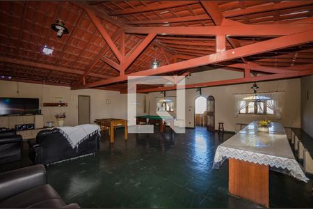 Casa à venda com 900m², 4 quartos e 3 vagasSalão de jogos