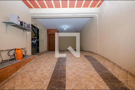 Casa à venda com 900m², 4 quartos e 3 vagasGaragem