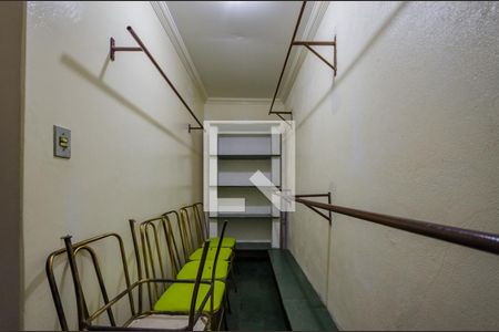 Casa à venda com 900m², 4 quartos e 3 vagascloset Suíte 1