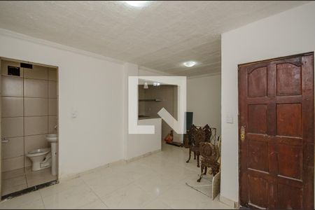 Casa à venda com 900m², 4 quartos e 3 vagasbarração piso térreo sala