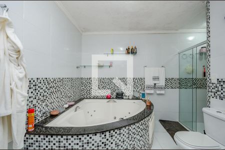 Casa à venda com 900m², 4 quartos e 3 vagasBanheiro Suíte 4