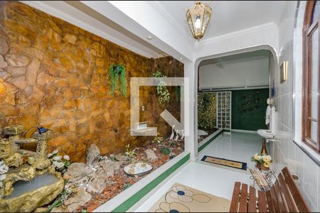 Casa à venda com 900m², 4 quartos e 3 vagasCorredor