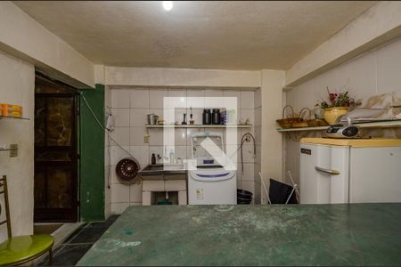 Casa à venda com 900m², 4 quartos e 3 vagasÁrea de Serviço