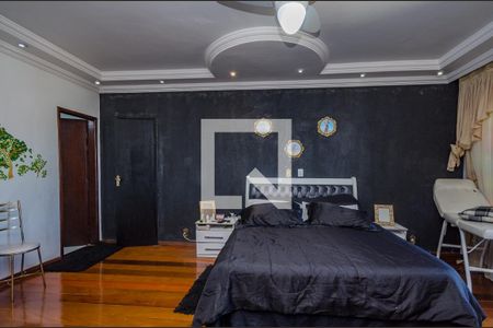 Casa à venda com 900m², 4 quartos e 3 vagasSuíte 4