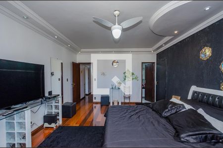 Casa à venda com 900m², 4 quartos e 3 vagasSuíte 4