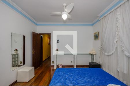 Casa à venda com 900m², 4 quartos e 3 vagasSuíte 2