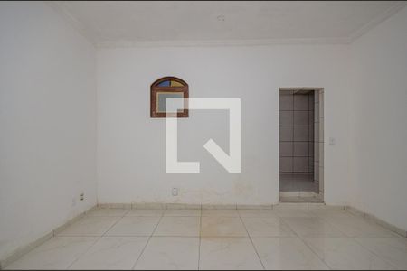 Casa à venda com 900m², 4 quartos e 3 vagasbarração piso térreo Suíte
