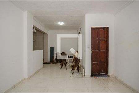 Casa à venda com 900m², 4 quartos e 3 vagasbarração piso térreo sala