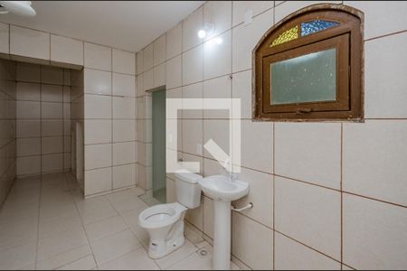 Casa à venda com 900m², 4 quartos e 3 vagasbarração piso térreo banheiro Suíte