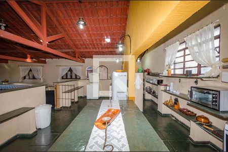 Casa à venda com 900m², 4 quartos e 3 vagasCozinha