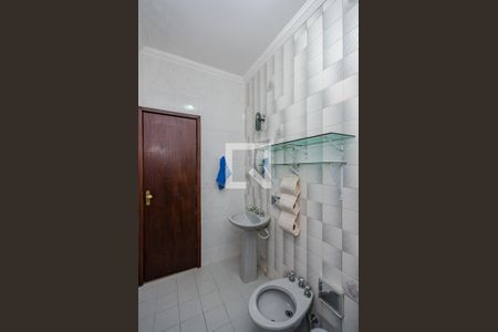 Casa à venda com 900m², 4 quartos e 3 vagasBanheiro Suíte 2