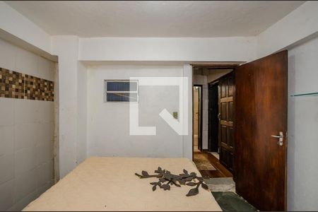 Casa à venda com 900m², 4 quartos e 3 vagasQuarto de Serviço