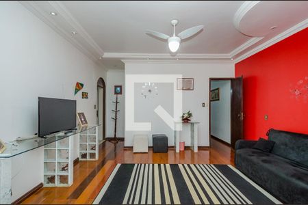 Casa à venda com 900m², 4 quartos e 3 vagasSuíte 1