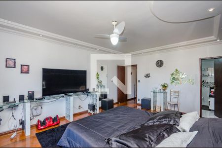 Casa à venda com 900m², 4 quartos e 3 vagasSuíte 4