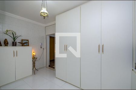 Casa à venda com 900m², 4 quartos e 3 vagasCorredor