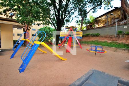 Apartamento para alugar com 60m², 2 quartos e 1 vagaÁrea Comum - Playground