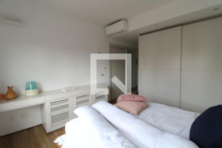 Apartamento à venda com 105m², 2 quartos e 2 vagasSuíte 2