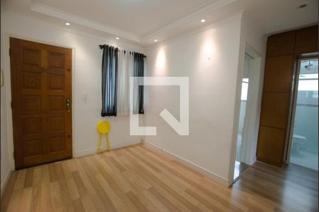 Sala de apartamento para alugar com 2 quartos, 45m² em Vila Liviero, São Paulo