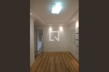 Sala de apartamento para alugar com 2 quartos, 45m² em Vila Liviero, São Paulo