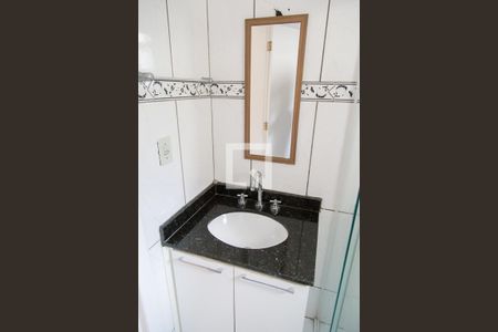 Casa de condomínio à venda com 83m², 2 quartos e 2 vagasBanheiro do Quarto 2