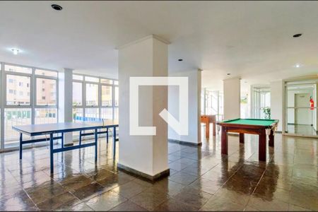 Apartamento à venda com 70m², 2 quartos e 1 vaga Apartamento à venda com 70m², 2 quartos e 1 vagaSalão de jogos