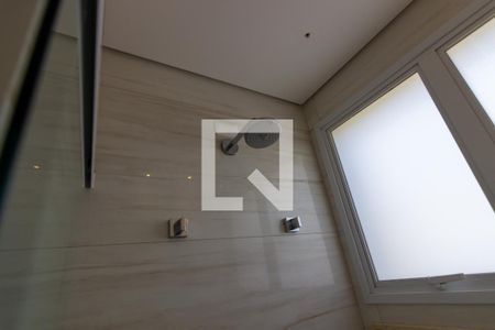 Casa de condomínio para alugar com 412m², 5 quartos e 4 vagasBanheiro da Suíte 5