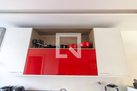 Casa de condomínio para alugar com 412m², 5 quartos e 4 vagasCozinha - Armários