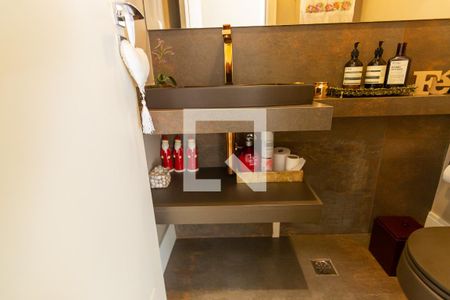 Casa de condomínio para alugar com 412m², 5 quartos e 4 vagasBanheiro Social