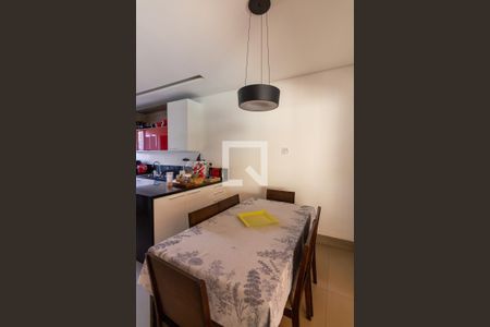 Casa de condomínio para alugar com 412m², 5 quartos e 4 vagasCozinha