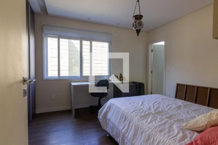 Casa de condomínio para alugar com 412m², 5 quartos e 4 vagasSuíte 4