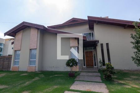 Casa de condomínio para alugar com 412m², 5 quartos e 4 vagasFachada