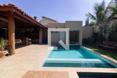Casa de condomínio para alugar com 412m², 5 quartos e 4 vagasPiscina